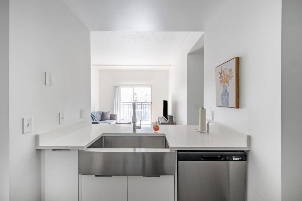 4B 3Ba Premium Family Apartment With Gym ชาร์ล็อต ภายนอก รูปภาพ